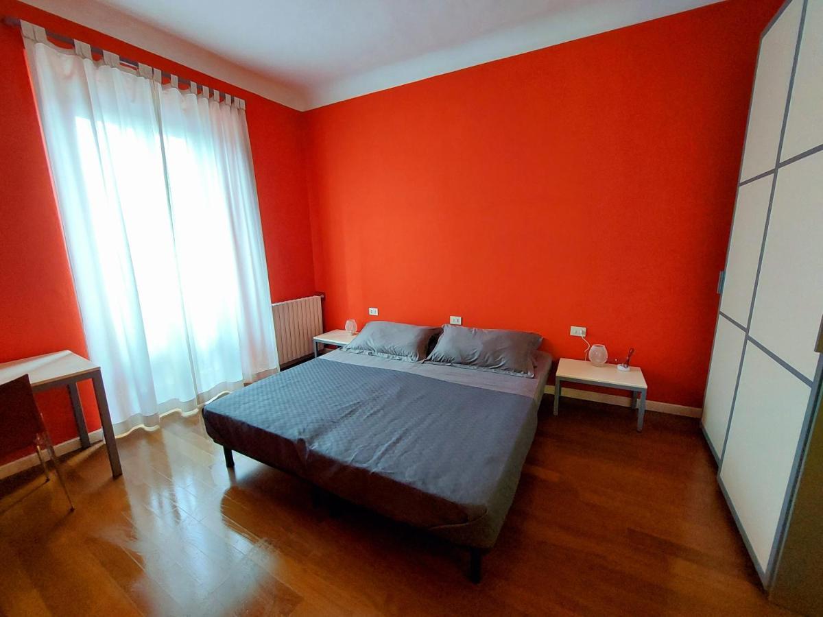 Garibaldi Station - L' Isola Che C'E Apartment - 12 Mins To Rho Fiera Milano Εξωτερικό φωτογραφία