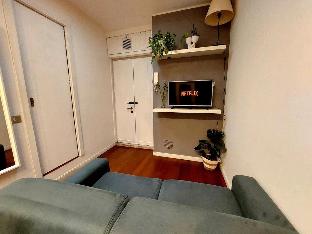 Garibaldi Station - L' Isola Che C'E Apartment - 12 Mins To Rho Fiera Milano Εξωτερικό φωτογραφία