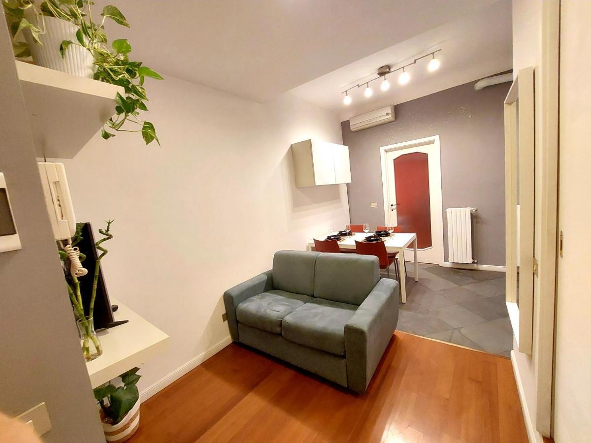 Garibaldi Station - L' Isola Che C'E Apartment - 12 Mins To Rho Fiera Milano Εξωτερικό φωτογραφία